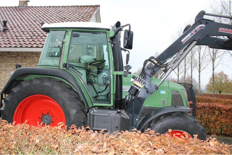 Fendt 410 Vario met Voorlader - Traktor: das Bild 2 Fendt 410 Vario met Voorlader - Traktor: das Bild 2