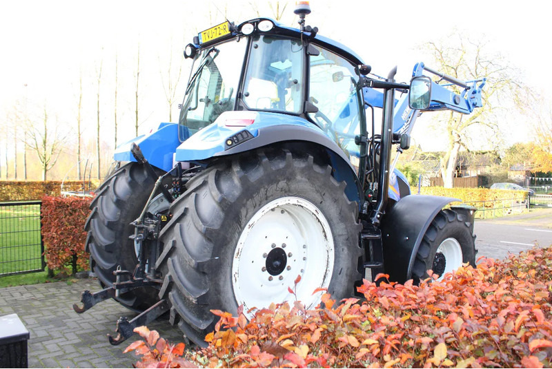 New Holland T5.105 Met voorlader - Traktor: das Bild 3 New Holland T5.105 Met voorlader - Traktor: das Bild 3