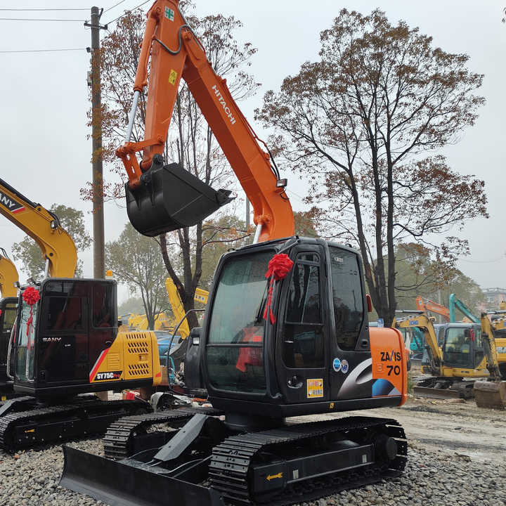 90% New HITACHI ZX70 Used Excavator Mining Construction Excavators, Strong Power, Low Price, and Very Good Quality - Bagger: das Bild 1 90% New HITACHI ZX70 Used Excavator Mining Construction Excavators, Strong Power, Low Price, and Very Good Quality - Bagger: das Bild 1