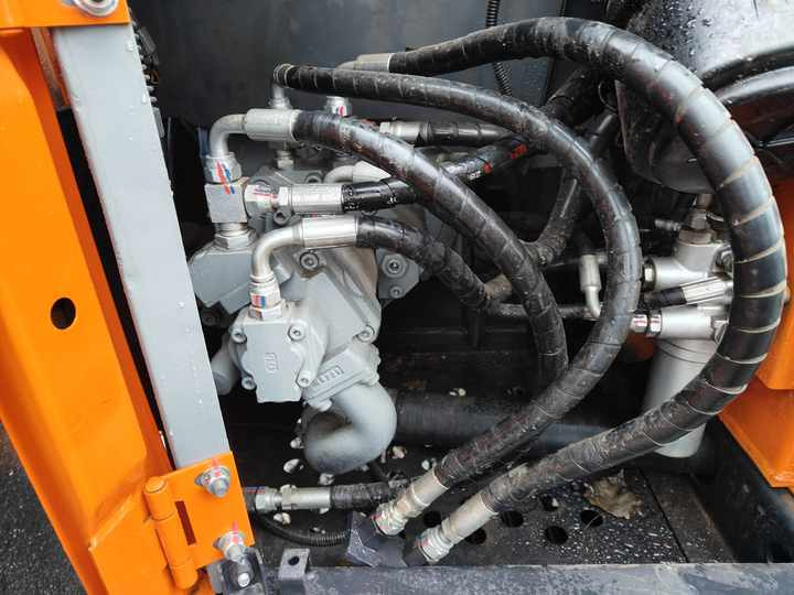 90% New HITACHI ZX70 Used Excavator Mining Construction Excavators, Strong Power, Low Price, and Very Good Quality - Bagger: das Bild 4 90% New HITACHI ZX70 Used Excavator Mining Construction Excavators, Strong Power, Low Price, and Very Good Quality - Bagger: das Bild 4