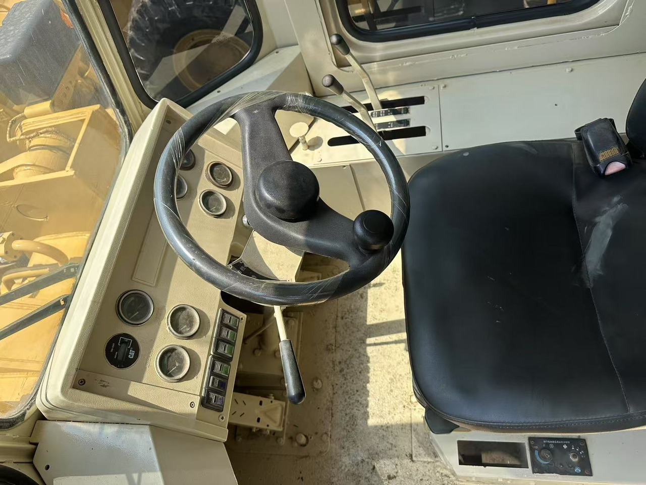 Radlader CATERPILLAR 966f [ Copy ] [ Copy ] [ Copy ] [ Copy ] [ Copy ] [ Copy ] [ Copy ]: das Bild 8