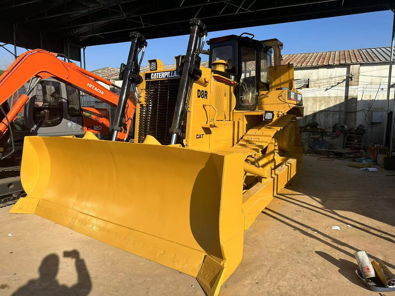 Bulldozer CATERPILLAR D8r [ Copy ]: das Bild 8