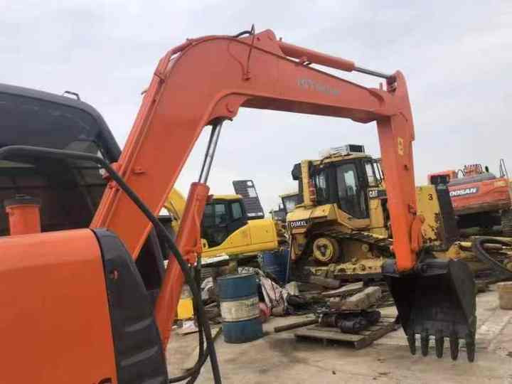 Bagger Cheap Price Hitachi ZX60 Used Excavator for Sale Used 6 Tons Hitachi Mini Excavator with Good Performance: das Bild 6