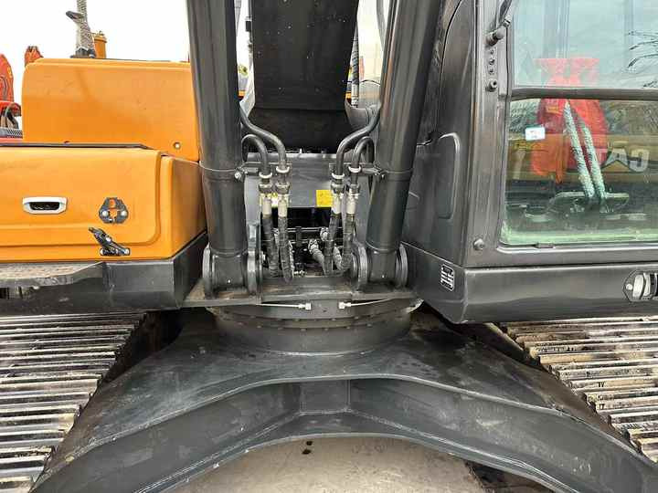 Excellent Performance Korea Brand Hyundai 225-9 Excavator with 800mm Wide Truck Shoe on Hot Sale Used hyundai 220 225 Excavator - Bagger: das Bild 4 Excellent Performance Korea Brand Hyundai 225-9 Excavator with 800mm Wide Truck Shoe on Hot Sale Used hyundai 220 225 Excavator - Bagger: das Bild 4