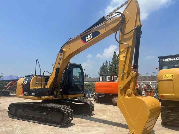 Second-hand Cat 312D2 used cat 312d crawler excavator is for sale with good quality and low price - Bagger: das Bild 4 Second-hand Cat 312D2 used cat 312d crawler excavator is for sale with good quality and low price - Bagger: das Bild 4