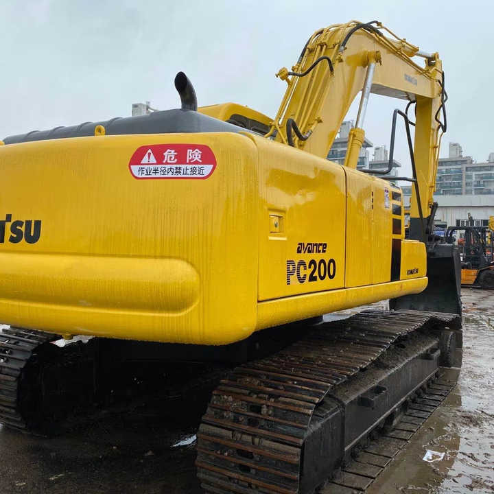 Used Good Quality Japan Original PC220-6 in Good Condition PC220-6 Komatsu - Kettenbagger: das Bild 1 Used Good Quality Japan Original PC220-6 in Good Condition PC220-6 Komatsu - Kettenbagger: das Bild 1