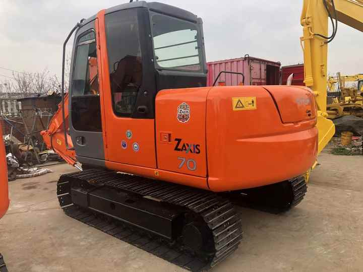 Used HITACHI ZX-70 - Bagger: das Bild 3 Used HITACHI ZX-70 - Bagger: das Bild 3