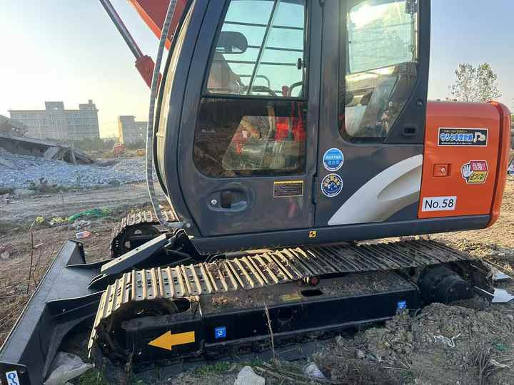 Used HITACHI ZX70 Model Mini Excavator Second Hand Machine Popular Brand Japan Hitachi Hydraulic Machinery - Bagger: das Bild 5 Used HITACHI ZX70 Model Mini Excavator Second Hand Machine Popular Brand Japan Hitachi Hydraulic Machinery - Bagger: das Bild 5