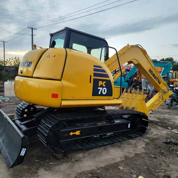 Used KomatsuPC70-8 New Model Mini Excavator Second Hand Machine Popular Brand Japan komatsu Hydraulic Machinery - Bagger: das Bild 3 Used KomatsuPC70-8 New Model Mini Excavator Second Hand Machine Popular Brand Japan komatsu Hydraulic Machinery - Bagger: das Bild 3
