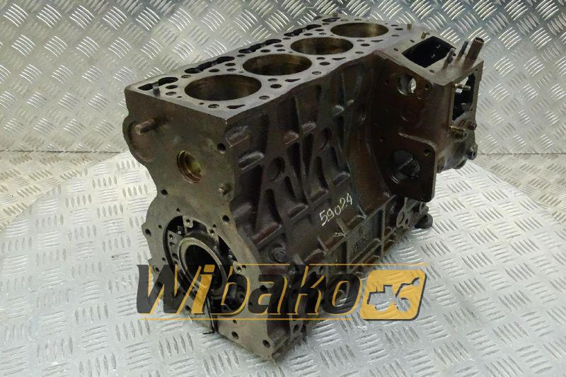 Crankcase for engine Kubota V1305E 1G696-01012 - Kurbelgehäuse für Baumaschine: das Bild 1 Crankcase for engine Kubota V1305E 1G696-01012 - Kurbelgehäuse für Baumaschine: das Bild 1