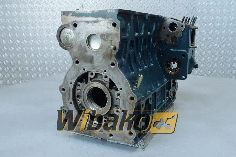 Crankcase for engine Kubota V1505 1.498 - Kurbelgehäuse für Baumaschine: das Bild 1 Crankcase for engine Kubota V1505 1.498 - Kurbelgehäuse für Baumaschine: das Bild 1