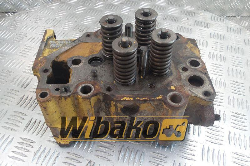 Cylinder head Komatsu S6D125-1 6150-11-1100/6151111110 - Zylinderkopf für Baumaschine: das Bild 1 Cylinder head Komatsu S6D125-1 6150-11-1100/6151111110 - Zylinderkopf für Baumaschine: das Bild 1