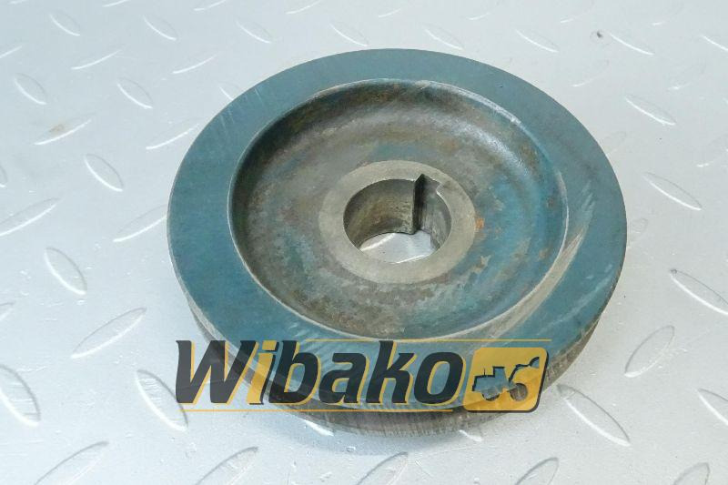 Pulley for engine Kubota V2403 1G790-74280 - Motor und Teile für Baumaschine: das Bild 1 Pulley for engine Kubota V2403 1G790-74280 - Motor und Teile für Baumaschine: das Bild 1
