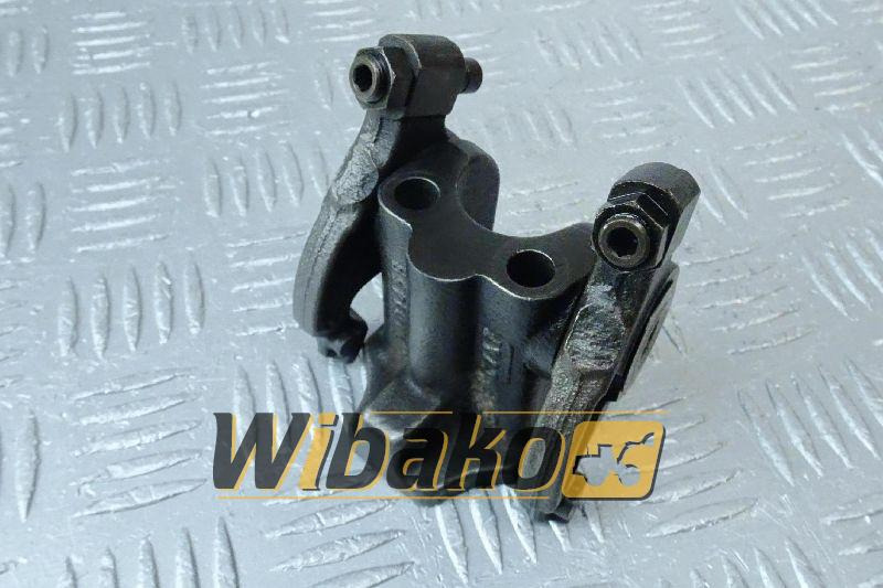 Rocker arm Deutz 04515727 - Zylinderkopf für Baumaschine: das Bild 1 Rocker arm Deutz 04515727 - Zylinderkopf für Baumaschine: das Bild 1