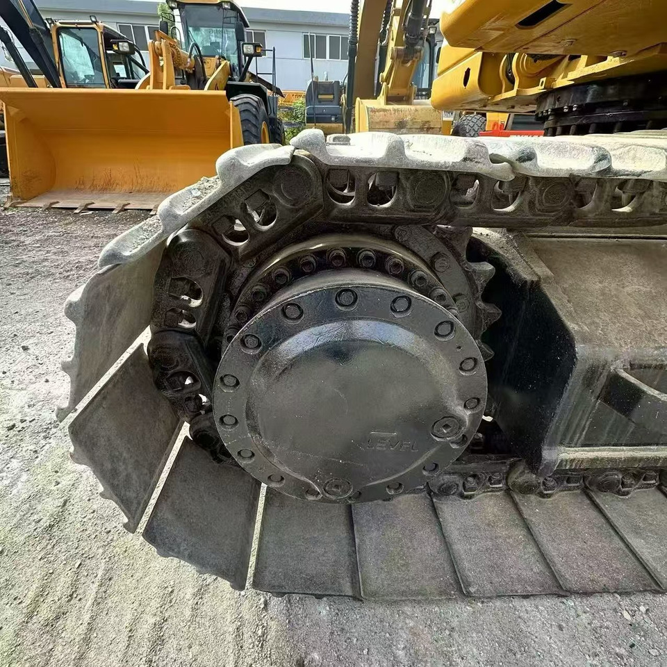 CATERPILLAR 330D2 - Kettenbagger: das Bild 2 CATERPILLAR 330D2 - Kettenbagger: das Bild 2