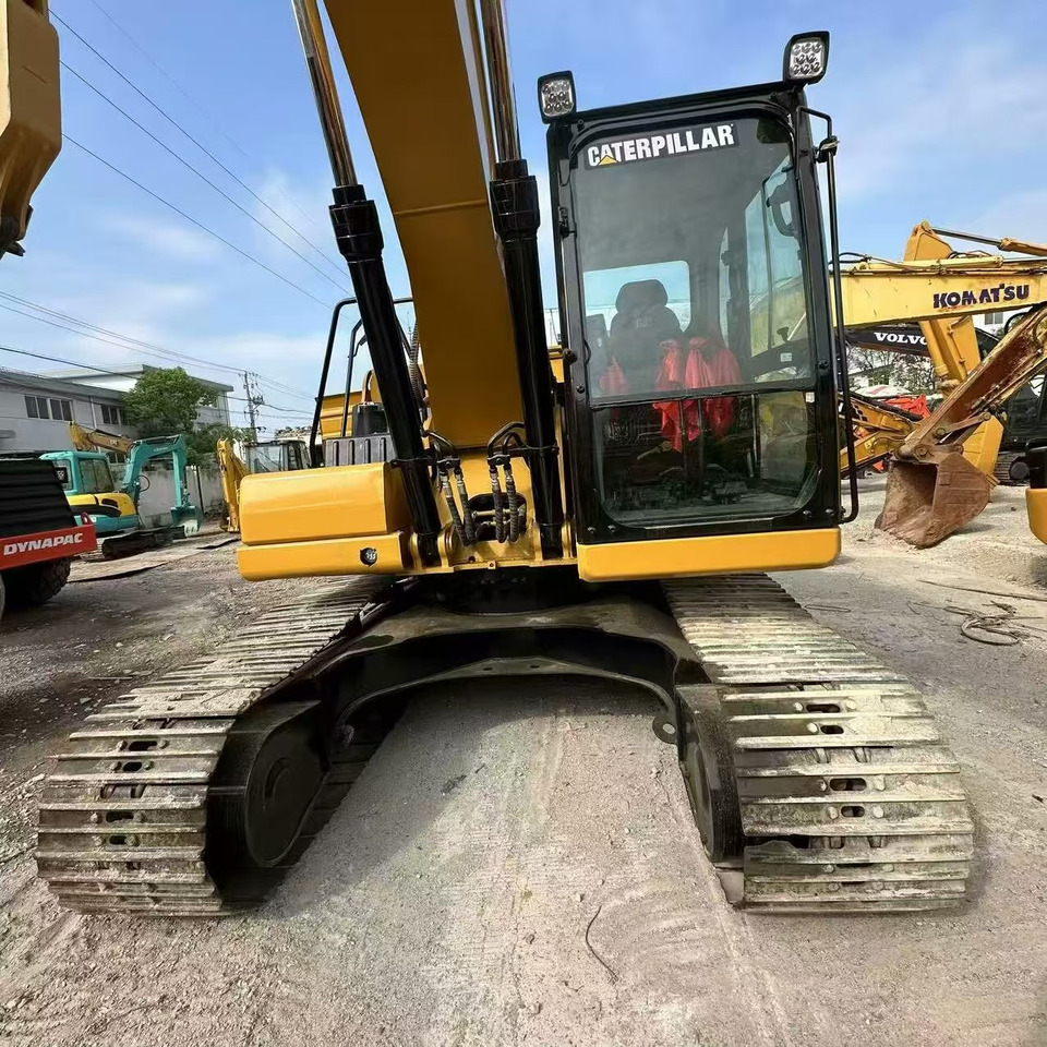 CATERPILLAR 330D2 - Kettenbagger: das Bild 4 CATERPILLAR 330D2 - Kettenbagger: das Bild 4