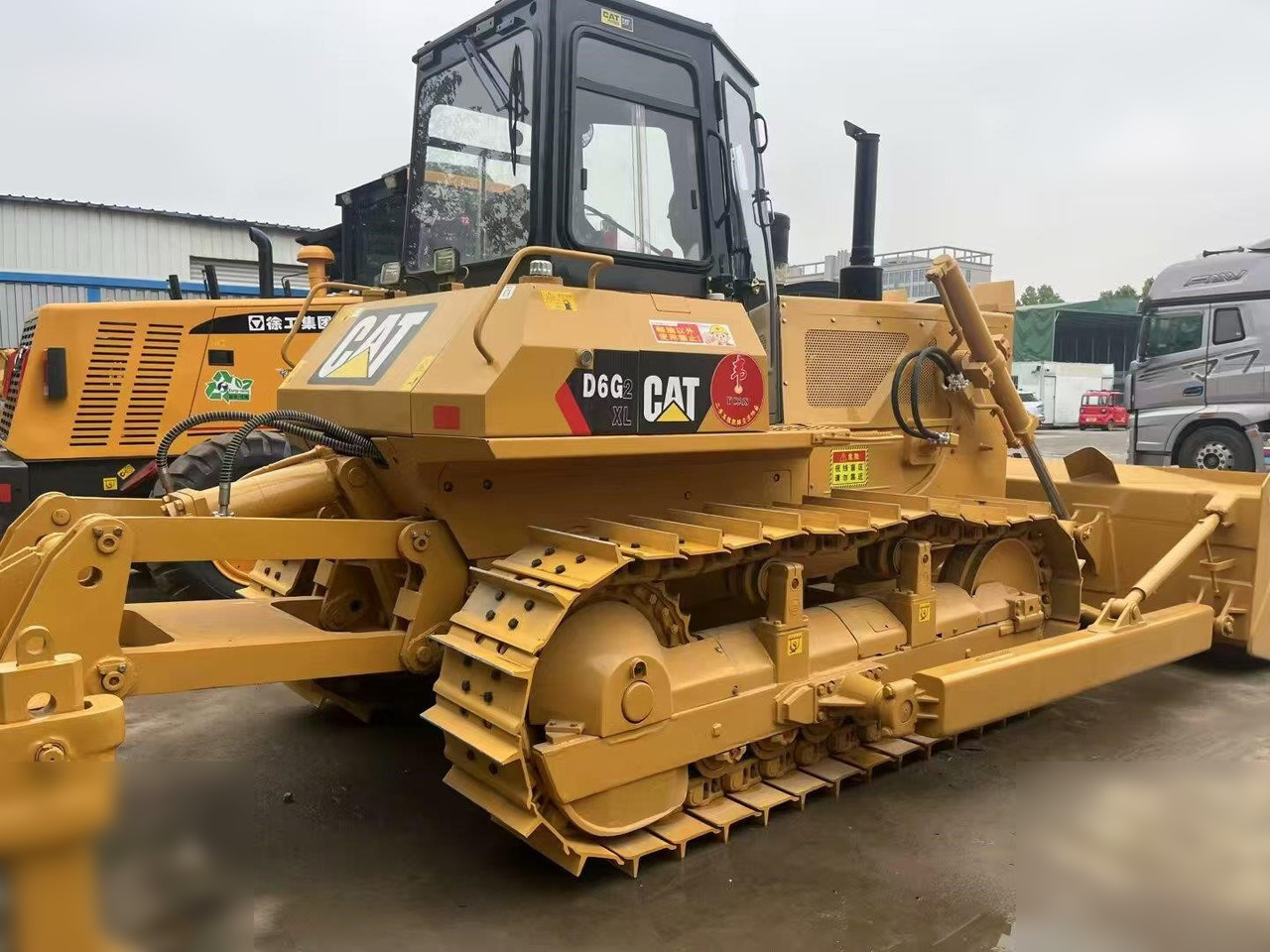 CATERPILLAR D6G - Bulldozer: das Bild 1 CATERPILLAR D6G - Bulldozer: das Bild 1