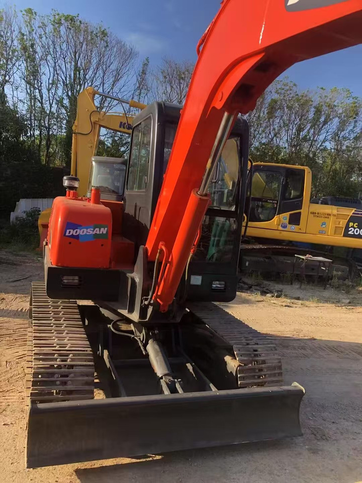 DOOSAN 55-9c - Minibagger: das Bild 1 DOOSAN 55-9c - Minibagger: das Bild 1
