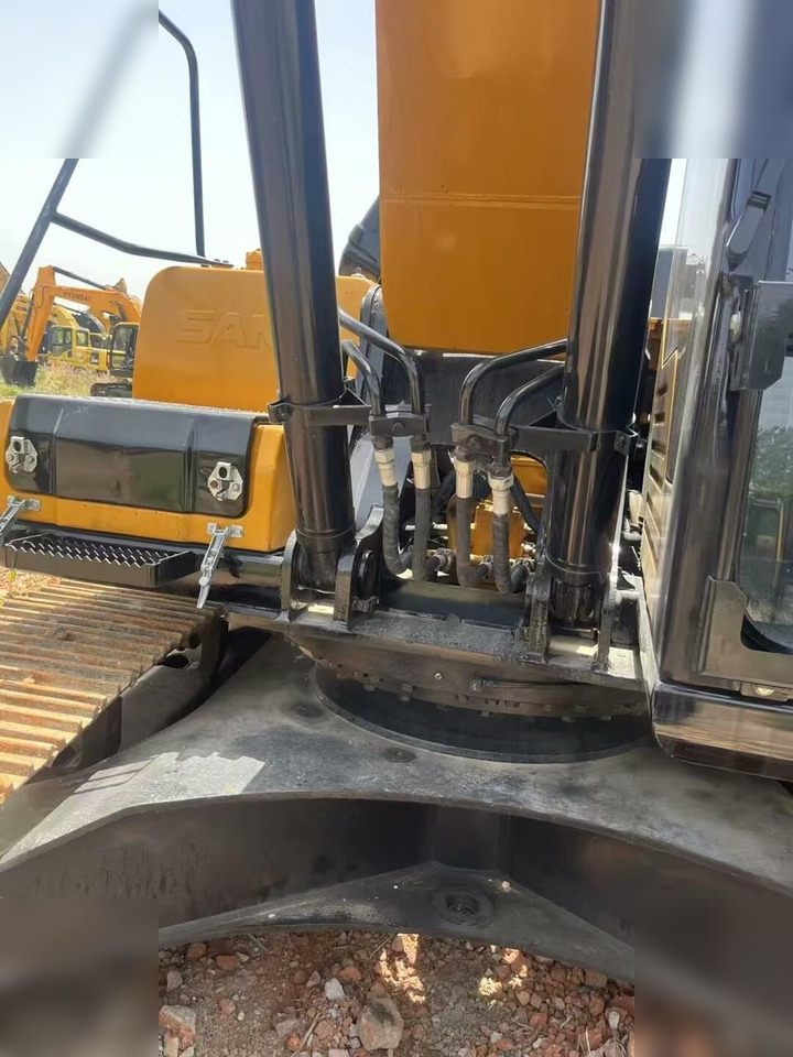 SANY SY215C - Kettenbagger: das Bild 5 SANY SY215C - Kettenbagger: das Bild 5