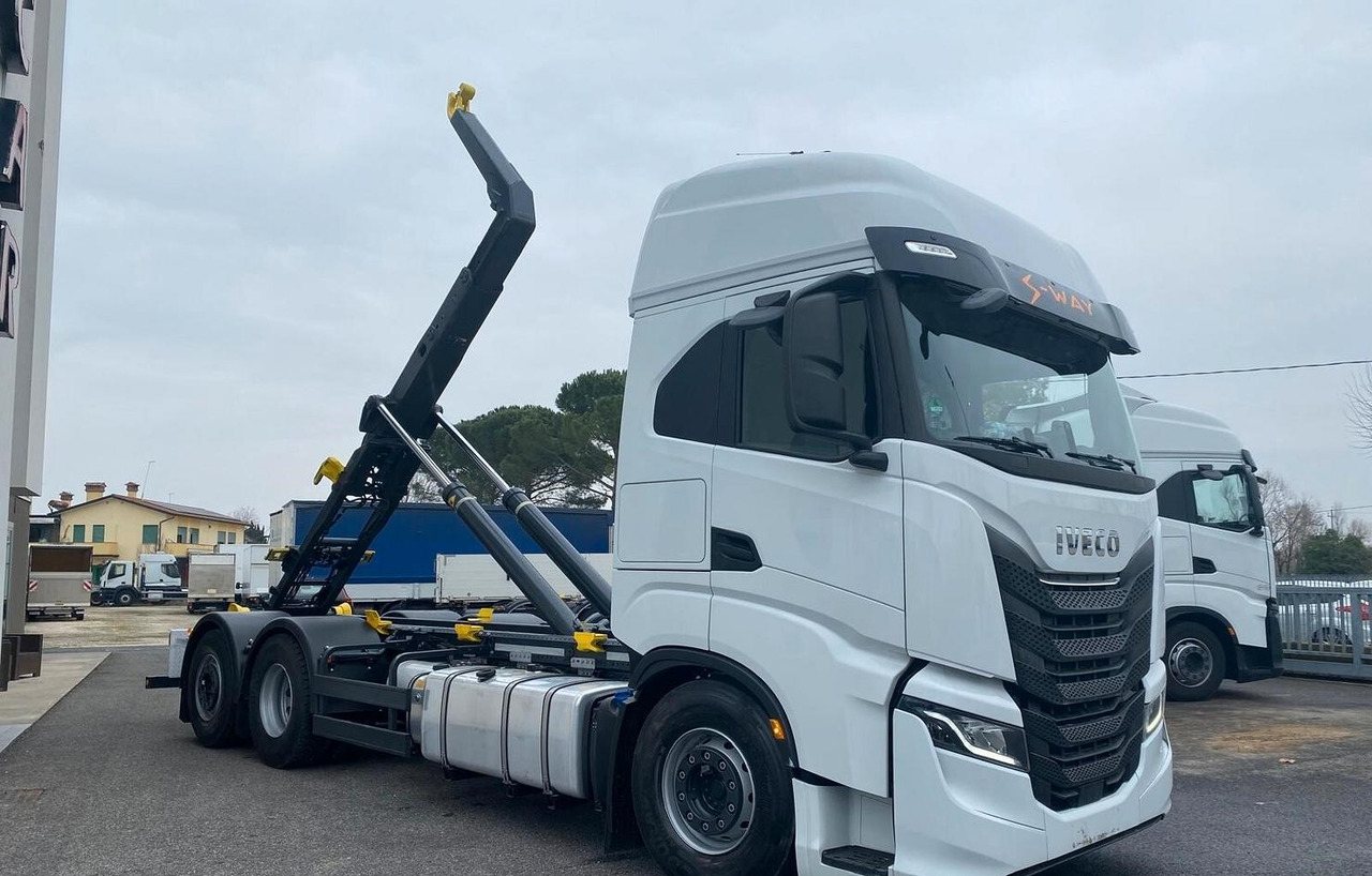 IVECO S-WAY 480 SCARRABILE EURO 6 FULL PNEUMATIC - Abrollkipper: das Bild 3 IVECO S-WAY 480 SCARRABILE EURO 6 FULL PNEUMATIC - Abrollkipper: das Bild 3
