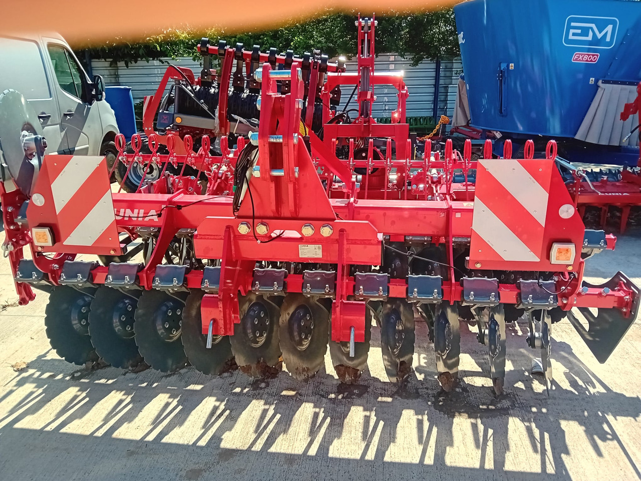 UNIA ARES XL 3 - Scheibenegge: das Bild 1 UNIA ARES XL 3 - Scheibenegge: das Bild 1