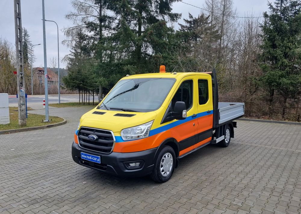 Ford Transit - Pritsche Transporter: das Bild 1 Ford Transit - Pritsche Transporter: das Bild 1