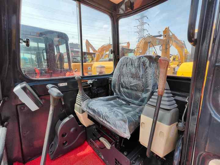 90% New Mini Excavator Doosan DH55, 5-Ton Mini Used Doosan Excavator with Low Price and Good Quality - Minibagger: das Bild 2 90% New Mini Excavator Doosan DH55, 5-Ton Mini Used Doosan Excavator with Low Price and Good Quality - Minibagger: das Bild 2