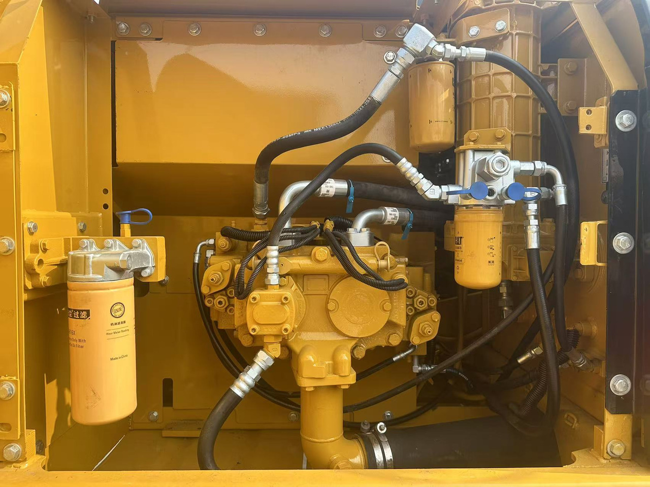 CATERPILLAR Used Digger CAT 323DL Construction Machinery Construction Digger Used CAT 323DL Cheap Excavator - Kettenbagger: das Bild 5 CATERPILLAR Used Digger CAT 323DL Construction Machinery Construction Digger Used CAT 323DL Cheap Excavator - Kettenbagger: das Bild 5