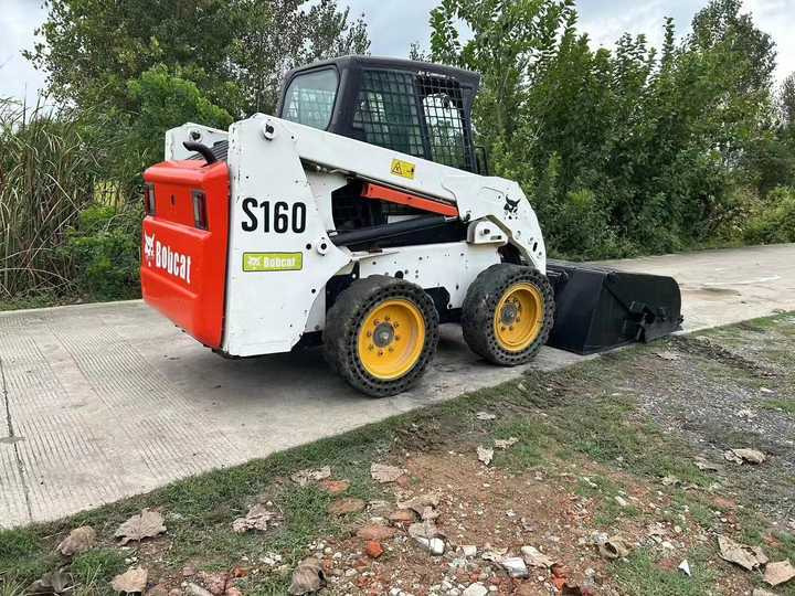 USED BOBCAT S160 Skid-steer Loader with Very Good Performance Is for Sale at a Low Price. - Kompaktlader: das Bild 4 USED BOBCAT S160 Skid-steer Loader with Very Good Performance Is for Sale at a Low Price. - Kompaktlader: das Bild 4