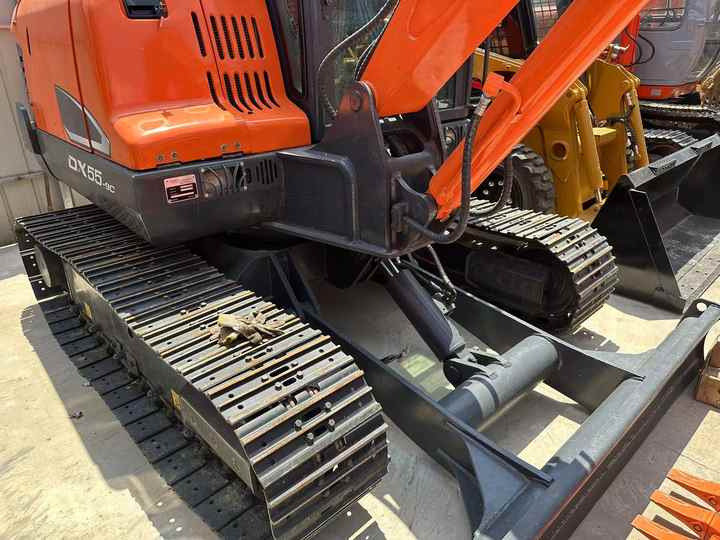 USED Doosan Dx55 Mini Excavator with Good Condition for Sale - Minibagger: das Bild 2 USED Doosan Dx55 Mini Excavator with Good Condition for Sale - Minibagger: das Bild 2