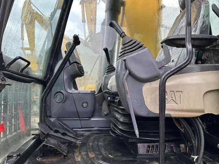 Used Caterpillar 323d Excavator for Sale Original Caterpillar 320 330 323 336d Excavator on Sale - Kettenbagger: das Bild 5 Used Caterpillar 323d Excavator for Sale Original Caterpillar 320 330 323 336d Excavator on Sale - Kettenbagger: das Bild 5
