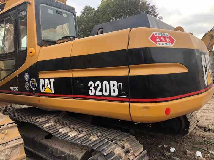 Used Digger CAT 320BL Construction Machinery Construction Digger Used CAT 320BL Cheap Excavator - Kettenbagger: das Bild 2 Used Digger CAT 320BL Construction Machinery Construction Digger Used CAT 320BL Cheap Excavator - Kettenbagger: das Bild 2