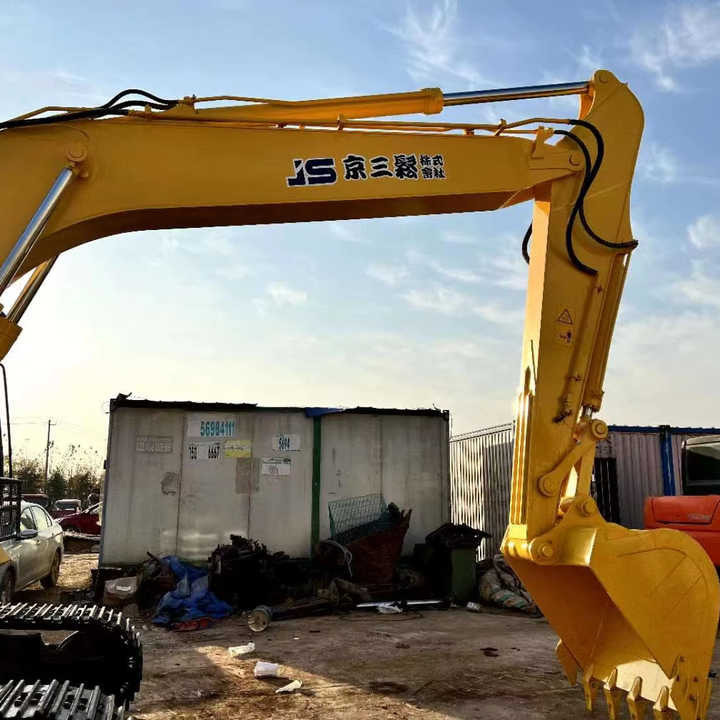 Used Good Quality Japan Original PC200-7 in Good Condition PC200-7 Komatsu - Kettenbagger: das Bild 2 Used Good Quality Japan Original PC200-7 in Good Condition PC200-7 Komatsu - Kettenbagger: das Bild 2