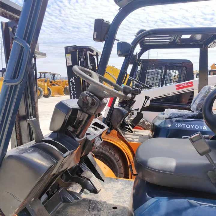 Used Japan Brand toyota 3 Tons Forklift on Hot Sale toyota Forklift 10 Ton 3ton 5 Ton Forklift - Gabelstapler: das Bild 3 Used Japan Brand toyota 3 Tons Forklift on Hot Sale toyota Forklift 10 Ton 3ton 5 Ton Forklift - Gabelstapler: das Bild 3