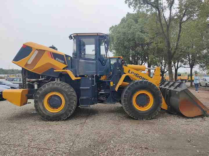 Used LIUGONG 856H wheel in Good Condition for sale 90%new uesd Loader liugong 856h Used Loader For Sale - Radlader: das Bild 3 Used LIUGONG 856H wheel in Good Condition for sale 90%new uesd Loader liugong 856h Used Loader For Sale - Radlader: das Bild 3