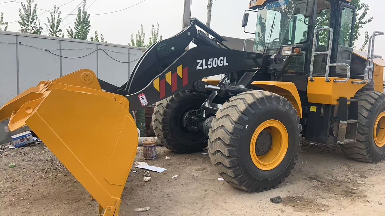 XCMG ZL50GN in stock for sale at low price - Radlader: das Bild 2 XCMG ZL50GN in stock for sale at low price - Radlader: das Bild 2