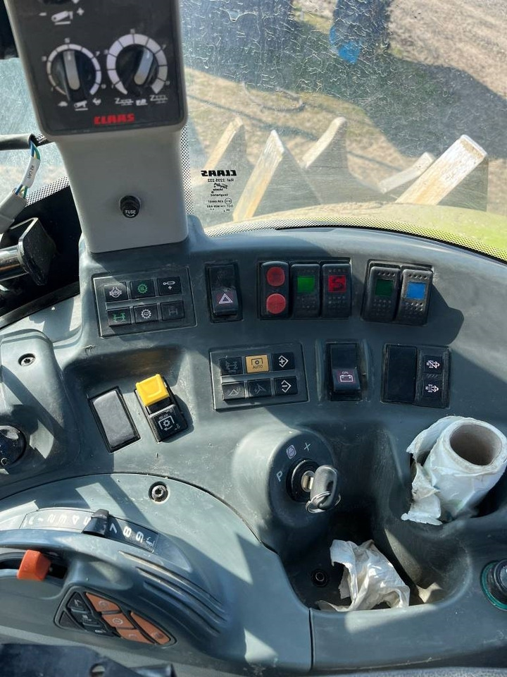 Traktor Claas ARION 470: das Bild 7