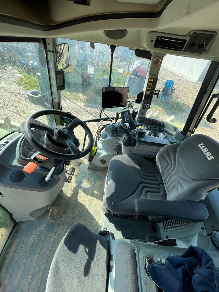 Traktor Claas ARION 470: das Bild 8