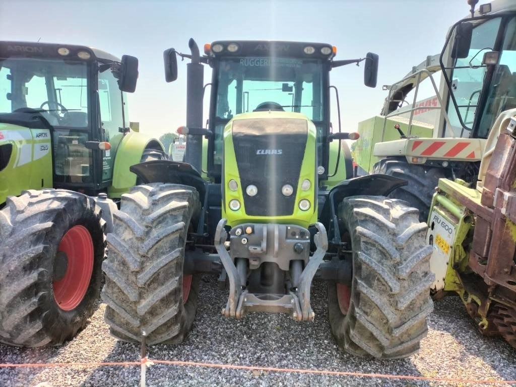 Claas Axion 810 CIS - Traktor: das Bild 2 Claas Axion 810 CIS - Traktor: das Bild 2