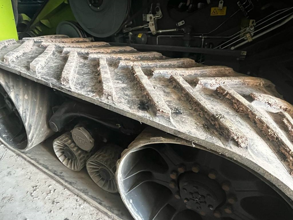 Claas LEXION 760 TT RISO - Mähdrescher: das Bild 4 Claas LEXION 760 TT RISO - Mähdrescher: das Bild 4
