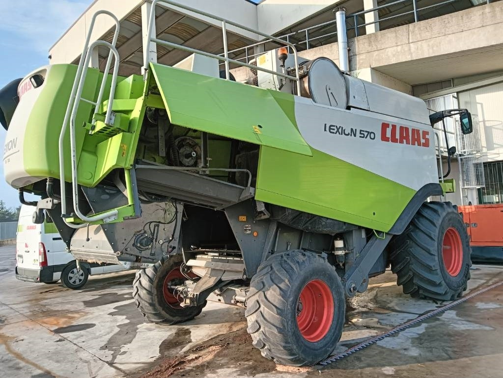 Claas Lexion 570 - Mähdrescher: das Bild 3 Claas Lexion 570 - Mähdrescher: das Bild 3