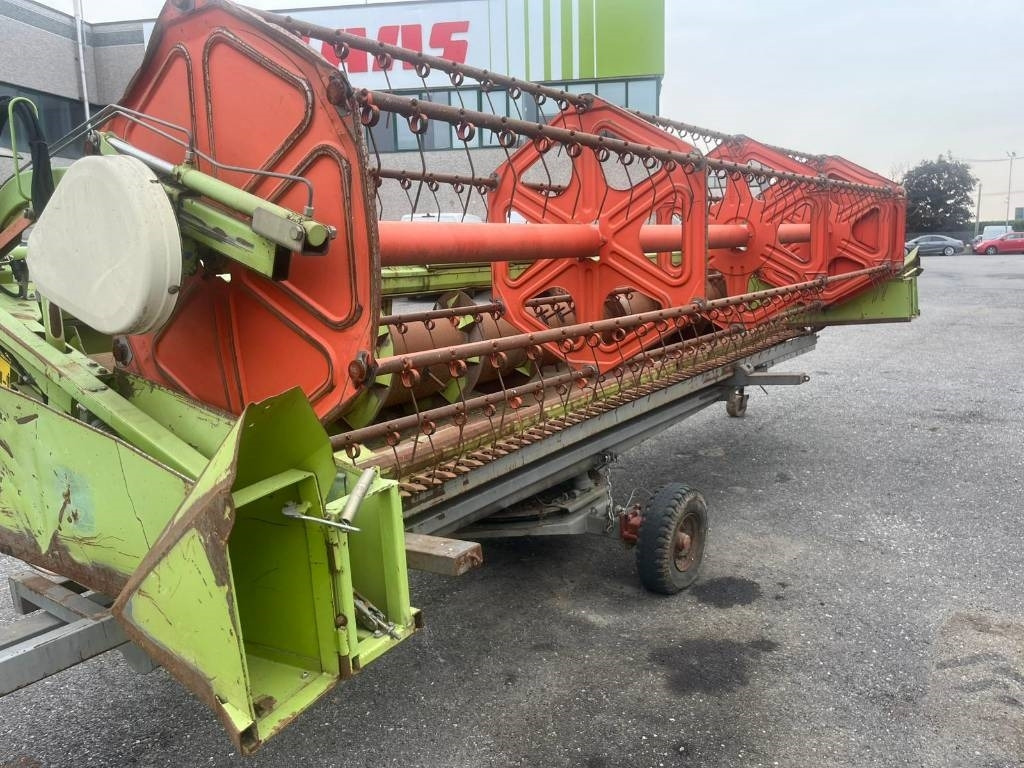 Claas SOIA 510 - Zubehör für Erntemaschine: das Bild 4 Claas SOIA 510 - Zubehör für Erntemaschine: das Bild 4