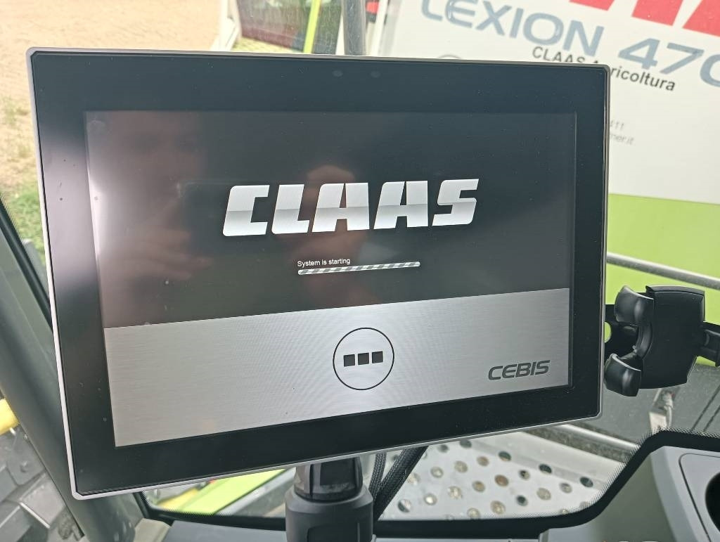 Claas TRION 750 - Mähdrescher: das Bild 5 Claas TRION 750 - Mähdrescher: das Bild 5
