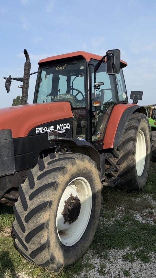 Fiat M100 - Traktor: das Bild 1 Fiat M100 - Traktor: das Bild 1