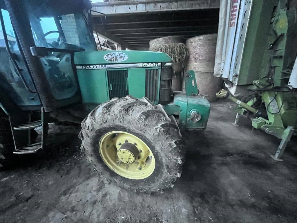 John Deere 6200 - Traktor: das Bild 2 John Deere 6200 - Traktor: das Bild 2