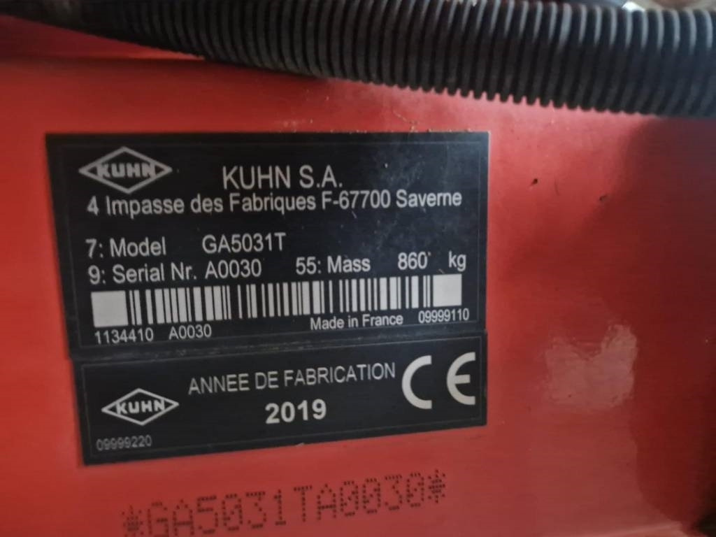 Kuhn 5031T - Heuwender/ Wenderechen: das Bild 3 Kuhn 5031T - Heuwender/ Wenderechen: das Bild 3