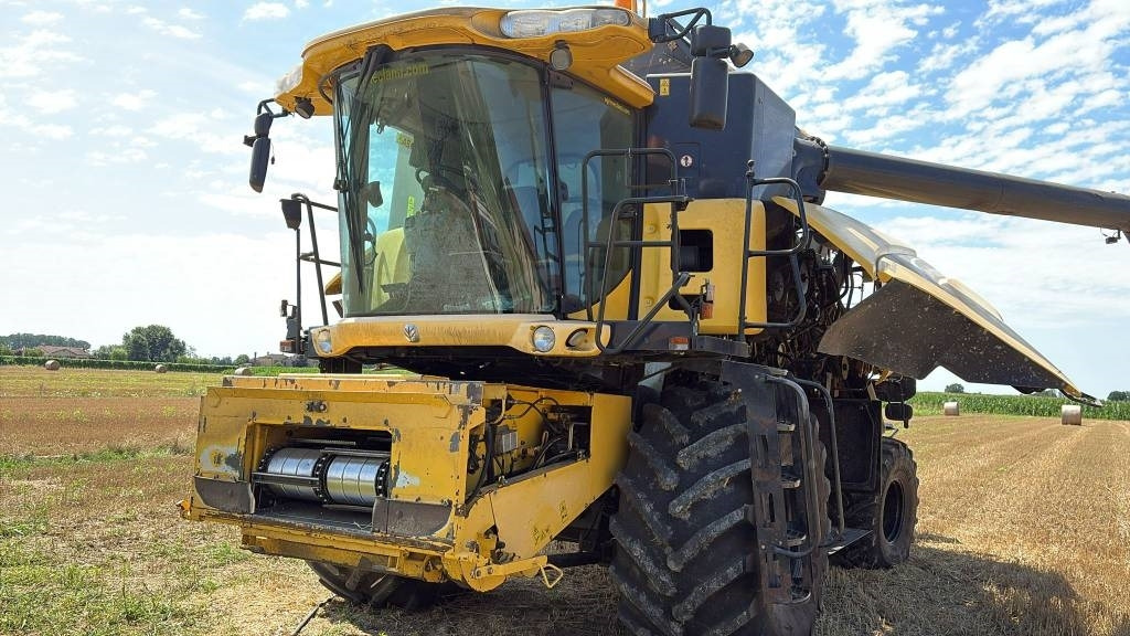 New Holland CR 960 - Mähdrescher: das Bild 2 New Holland CR 960 - Mähdrescher: das Bild 2