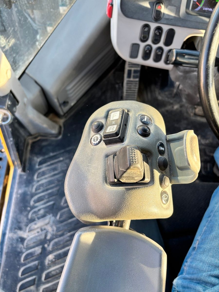 Komatsu WA470-8E0 Joystick-Lenkung ECSS - Radlader: das Bild 5 Komatsu WA470-8E0 Joystick-Lenkung ECSS - Radlader: das Bild 5