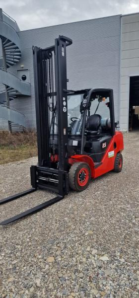 Hangcha XF25 fenwick - Treibgasstapler: das Bild 3 Hangcha XF25 fenwick - Treibgasstapler: das Bild 3