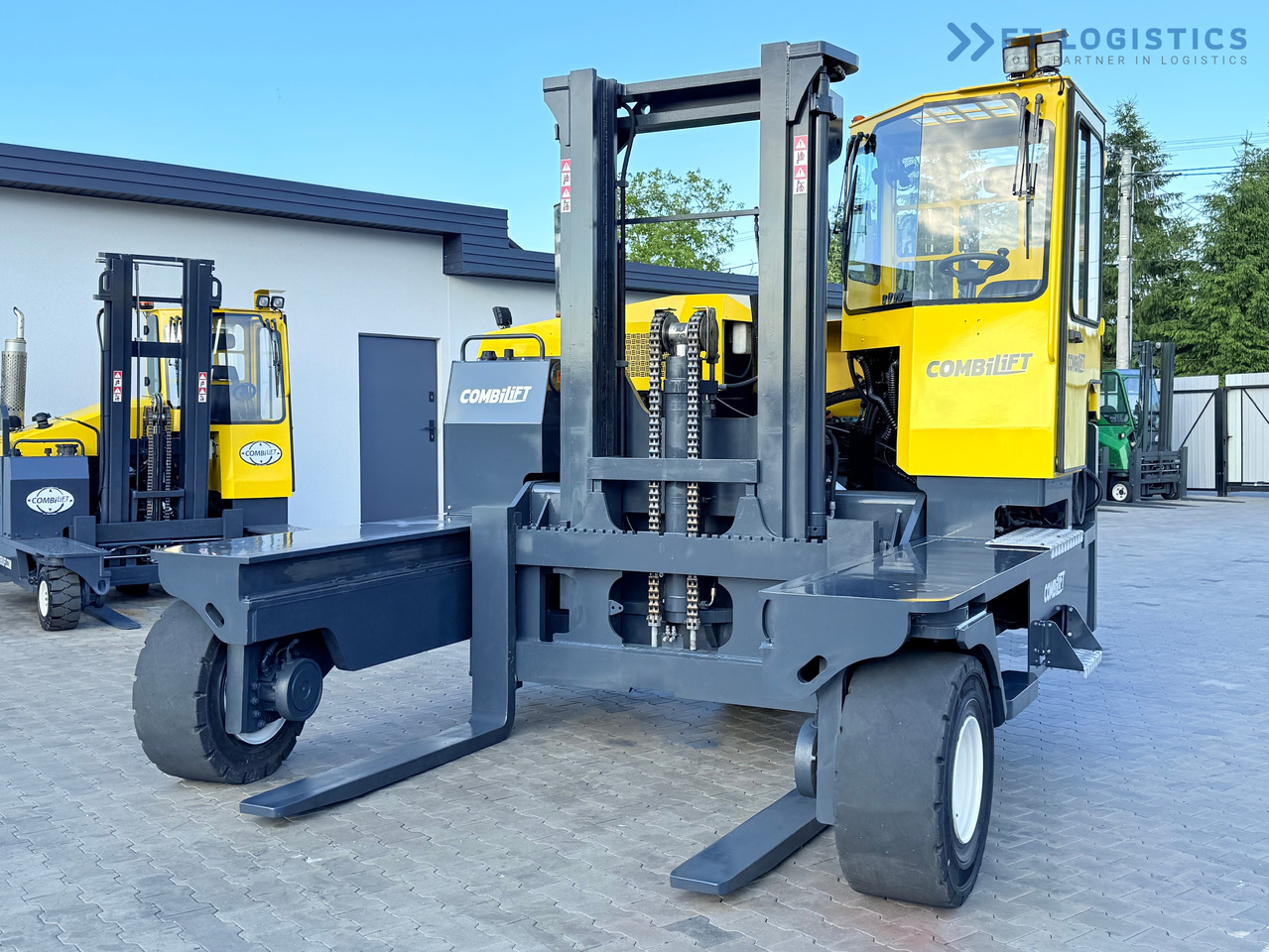COMBILIFT C14000 / DUPLEX 3600MM / FREE-LIFT / POSITIONER - Vierwegstapler: das Bild 3 COMBILIFT C14000 / DUPLEX 3600MM / FREE-LIFT / POSITIONER - Vierwegstapler: das Bild 3